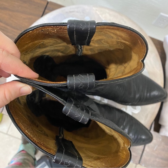 Tony Lama mens Black Western Leather Boots - sz 11 - cowboy - textured - Picture 9 of 11